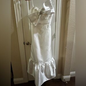 Hutch White Formal Strapless Dress with Bow